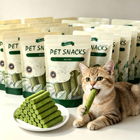 Friandises Premium Lyophilisées pour Chats en Bâtonnets de Poulet – Pack de 6 – Naturelles, Sans Céréales, Riches en Protéines, à Mâcher pour l'Élimination des Boules de Poils et la Santé Digestive