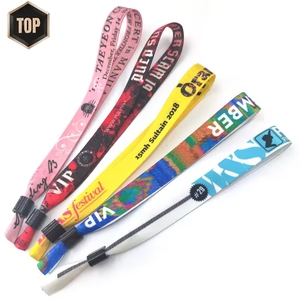 Muchas personas recomiendan <span class=keywords><strong>Comprar</strong></span> una pulsera tejida personalizable para el Día de Acción de Gracias - Product Image 1