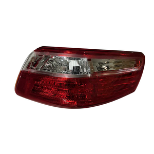 Luz Trasera Calavera P0975 para 2007-2009, Lado Derecho, Lámpara Halógena de Repuesto, Nueva, Sistema de Iluminación Automotriz de 12V - Product Image 1