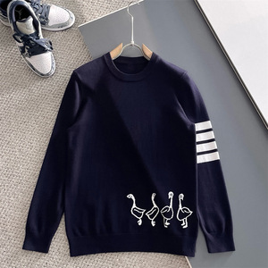 Col pour homme en jacquard polyester-coton épais et très élastique, style identique au modèle de boutique haut de gamme, collection automne/hiver 2025, tricoté. - Product Image 3