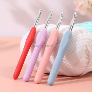 Vente en gros directe usine – Offre spéciale : Aiguilles à crocheter et à tricoter en plastique colorées, écologiques, à manche souple, de 2,0 à 10,0 mm - Product Image 5
