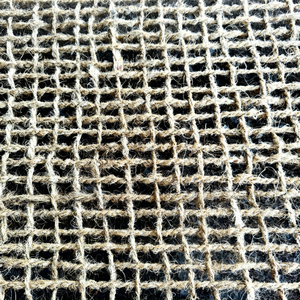 Filet en fibre de coco 100% naturel, biodégradable, pour le contrôle de l'érosion, la protection des pentes, l'aménagement paysager et l'agriculture, taille 1*20m - Product Image 5