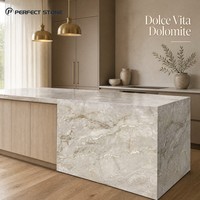 Dalle de dolomite naturelle PerfectStone Dolce Vita, pierre beige polie pour la décoration des murs et sols intérieurs de villas et d'hôtels