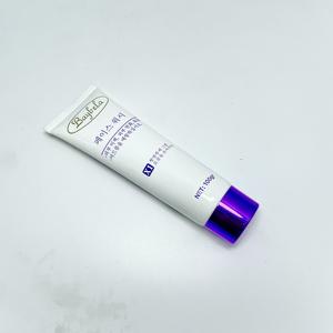 Crema de Manos y Crema Corporal en Tubo con Acabado Brillante, Origen Vietnam, para Cosméticos, Fabricada en PE con Tapa Abatible e Impresión Offset - Product Image 2