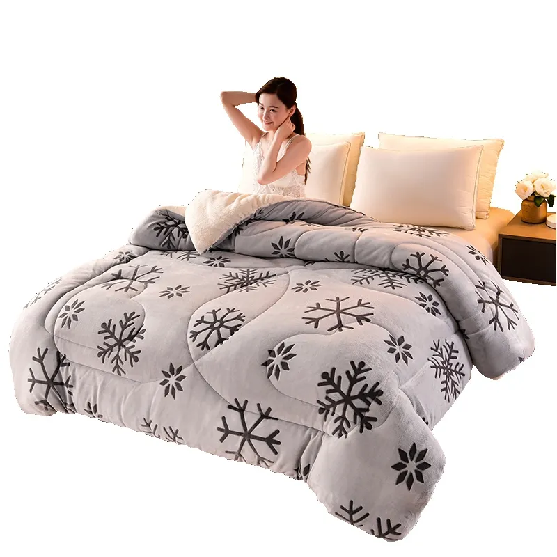 Thick China Supplier Winter Lamb Wool Duvet Home Snowflake Down Quilt