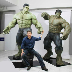 Estatuas de fibra de vidrio personalizadas de tamaño real <span class=keywords><strong>Hulk</strong></span> Movie Prop 1:1, estatua de figura de juguete de Anime de resina de tamaño completo - Product Image 1