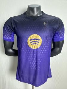 バルセロナ・マンバ通気性サッカーユニフォーム（欧州クラブ競技用、チーム名カスタマイズ可能、半袖、新シーズンスタイル） - Product Image 1