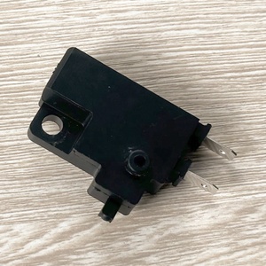 สวิตช์ไฟเบรคหลังการขายเซ็นเซอร์สวิตช์กระบอกสูบเบรกเหมาะสำหรับรถซูซูกิ DL1050XT DL1050 V-Strom GSF1250โจร <span class=keywords><strong>GSX650</strong></span> - Product Image 3