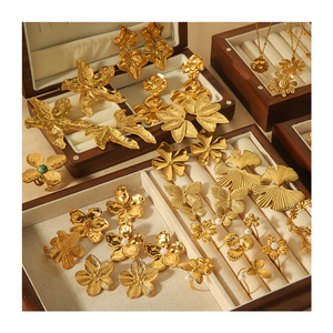 <span class=keywords><strong>2025</strong></span> New Arrival trang sức Nhà cung cấp bán buôn thép không gỉ trang sức bông tai 18K vàng mạ hoa tai cho phụ nữ - Product Image 1