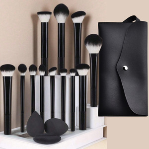 Nouveau modèle 2026 – Ensemble de 15 pinceaux de maquillage vegan de luxe, doux et haut de gamme, personnalisables sans marque, pour le visage, les yeux et les lèvres, avec pochette en PU - Product Image 6