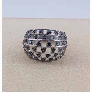 Bague en diamant Jewelspaark 1,24 carats, taille brillant rond, bleu fantaisie rehaussé, en argent sterling 925 pour femme, fiançailles - Product Image 3
