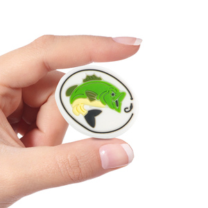 Perles en silicone de qualité alimentaire en forme de poisson mignon pour bébé, pour stylos, bijoux DIY, porte-clés, collier, bracelet, accessoires - Product Image 1