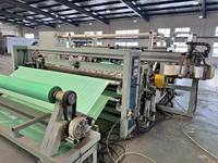 Système d'intégration intelligent de la ligne de balles de coton avancée et de la machine à éplicer le film pour réduire les déchets de matériau et améliorer l'efficacité opérationnelle
