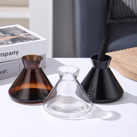 Flacons coniques vides personnalisables avec logo pour parfums d'intérieur et huiles essentielles, 200 ml, noir, ambre, transparent, avec pompe pulvérisatrice, 100 pièces par carton