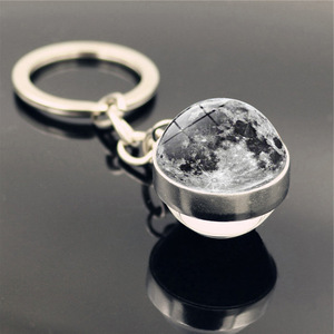 Wholesale Solar System Glass Keychains Planet Moon Earth Mars Metal Pendant Galaxy Earth Mars Double Side Glass Ball Keychain