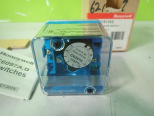 Shanghai Ranxian C6097A1053 Gas Switch for Production Discontinued, 20 in Stock - Product Image 3