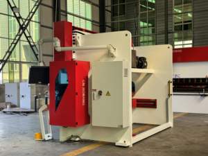 Presse plieuse CNC DADI WE67K pour <span class=keywords><strong>la</strong></span> construction de machines, châssis, tôlerie, pliage de métaux - Product Image 4