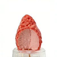 En gros, Popsicle fantaisie en forme de fraise, dessert glacé 3D aux fruits, sorbet, crème glacée croustillante au chocolat, saveur exotique