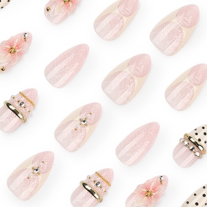 Nouvelles <span class=keywords><strong>Faux</strong></span> <span class=keywords><strong>Ongles</strong></span> Minimalistes à Coller, Pointes d'<span class=keywords><strong>Ongles</strong></span> Réutilisables Courtes Amande 3D Effet Paillettes Dorées - Product Image 3