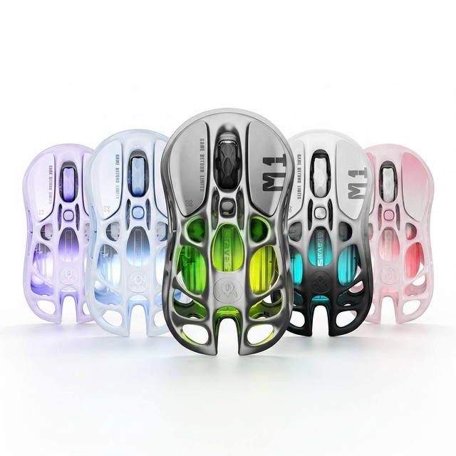 Gravastar Mercury M1 Pro Wireless Gaming Mouse Lightweight 26000 DPI PAW3395 5 Programmable Buttons Three-Mode Gaming Mouse