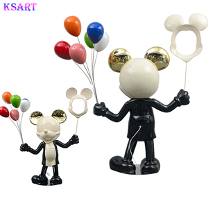 Suministros baratos y artesanías <span class=keywords><strong>de</strong></span> resina <span class=keywords><strong>de</strong></span> fibra <span class=keywords><strong>de</strong></span> vidrio colorido <span class=keywords><strong>Mickey</strong></span> Mouse sculpture mouse statue with globos - Product Image 5