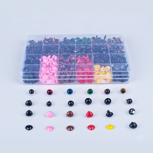 Kit Fai-da-te 24 Griglie con 1040 Pezzi Colorati di Occhi e Nasini di Sicurezza in Plastica con Rondelle per Orsetti, Bambole Morbide e Modellini Giocattolo - Product Image 4