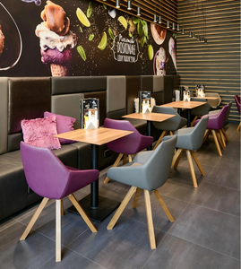 Diseño Interior Personalizado para Heladería y Solución Llave en Mano para Exhibidores de Gelato |   Diseño Moderno de Madera para Exhibición de Postres - Product Image 3