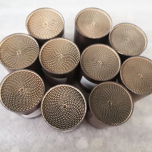 Convertisseur catalytique pour chat en acier inoxydable à noyau métallique en nid d'abeille 200 <span class=keywords><strong>CPSI</strong></span> 300CELL Catalyseur à trois voies pour échappement de moto et de voiture - Product Image 1