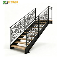 Escalier suspendu sur mesure DF pour intérieur, structure en acier durable, garde-corps en verre écologique, marches invisibles