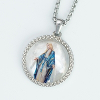 Pendentif religieux en nacre peint à la main avec l'image de la Vierge Marie, objet religieux catholique, charme religieux personnalisé