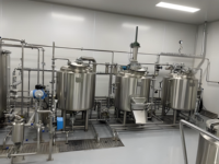 Elektrisch Geautomatiseerde Aseptische Vulling Verpakkingslijn Voor Sap Bier Mixer Afdekken 3000-5000 Flessen/Uur 220/380/110 V