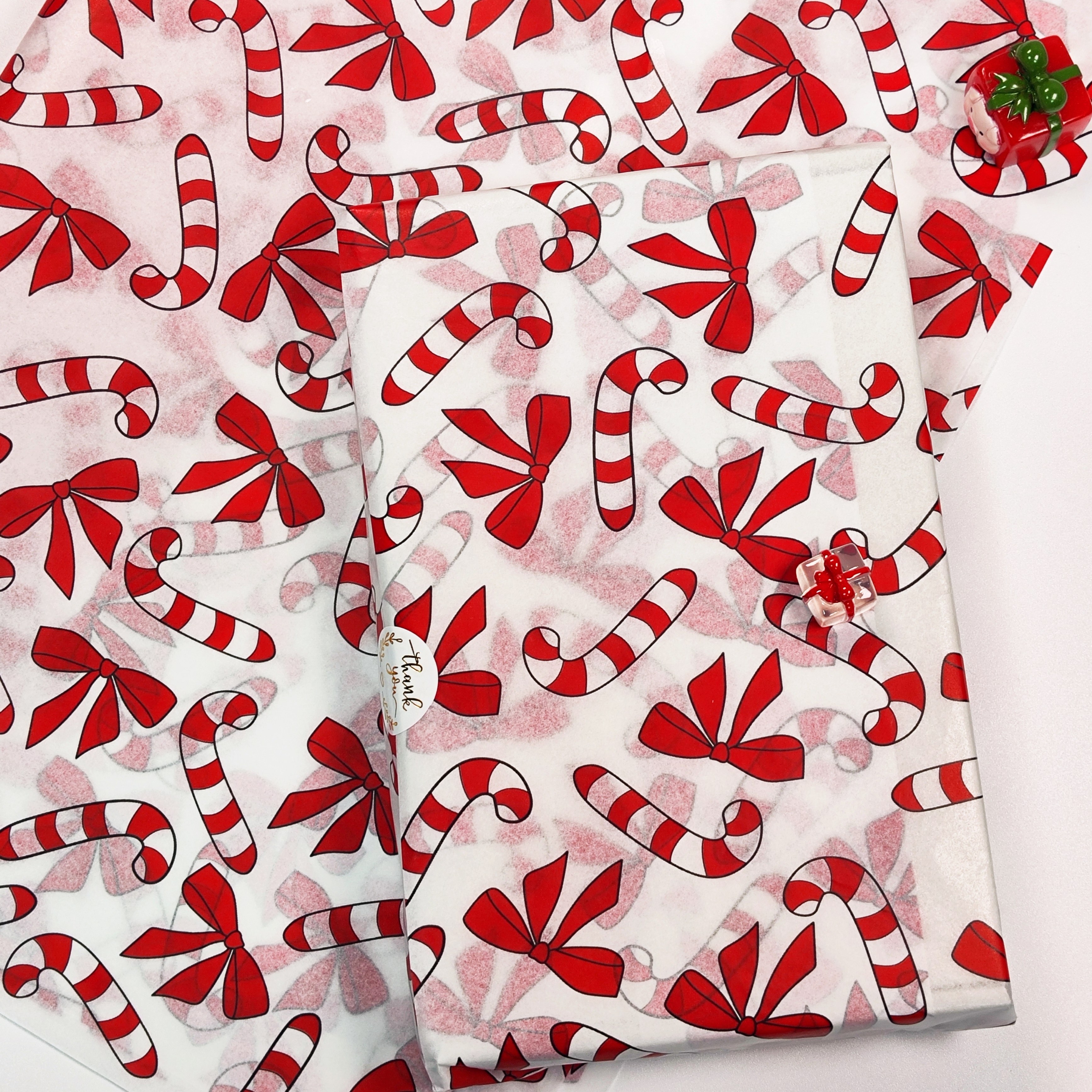 Red cane bow