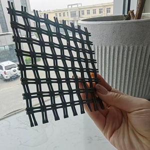 Cloison décorative en <span class=keywords><strong>maille</strong></span> métallique noire et or pour l'aménagement intérieur commercial <span class=keywords><strong>chic</strong></span> - Product Image 3