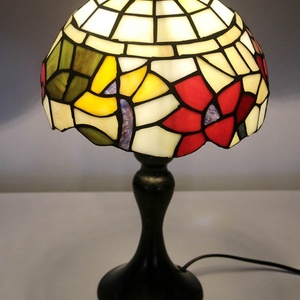 LongHuiJing 8Inch European Tiffany Rose Pattern Desk Lamp Retro Stained Glass Lamp Table Light Home <b>Decorative</b> <b>Lighting</b> - Product Image 4