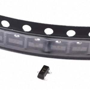 SeekEC S8050 <span class=keywords><strong>S8550</strong></span> SS8050 SS8550 S9012 S9013 S9014 S9015 S9018 J3Y STY Y1 Y2 2T1 J3 J6 M6 J8 SMD Transistor <span class=keywords><strong>SOT23</strong></span> - Product Image 1