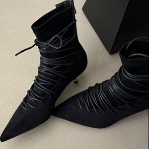 Botines Romanos de Tacón Bajo de Cuero Genuino y Ante Estilo Retro Francés para Mujer, con Punta Fina, Cordones y Versátiles en Color Nude - Product Image 4