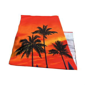 Toalla de playa de microfibra con estampado de mandala bohemia, tela de rizo resistente a la arena para escapadas de verano - Product Image 4
