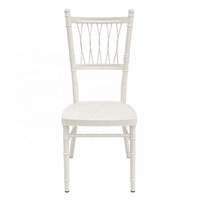 Chaises blanches empilables d'extérieur pour événements, location hôtelière, mariage, salle de banquet, chaises Chiavari à dossier croisé en métal