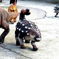 Modèle de dinosaure réaliste à petite échelle - Résine et métal - Zones de jeux intérieures/extérieures et écoles