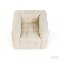 Fauteuil d'appoint Chesterfield moderne en bouclette blanc crème, capitonné carré, avec pieds en bois, pour salon, chambre ou hôtel