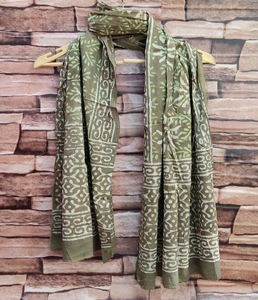 Étole en coton Mul Mul doux faite à la main, tissu respirant et écologique, dupatta pour femmes, mode ethnique traditionnelle et contemporaine - Product Image 5