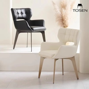 Nueva silla de comedor minimalista italiana de lujo ligero <span class=keywords><strong>en</strong></span> cuero de microfibra, silla para mesa de té, patas de silla de acero inoxidable sólido - Product Image 1
