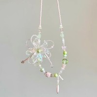 Märchenhafte chinesische Blumenperlenkette mit Harz-Lilien-Anhänger, rosa-grüner Kristallmuschel-Perlenkette, Hanfu Hochzeitsschmuck für Damen