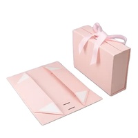 Kotak Kemasan Kertas Kraft Laminasi Matt Embossing Persegi Kosmetik Parfum Lipat Kustom Seri Hadiah Anda dengan Logo Cetak