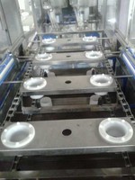 Ligne de production de remplissage d'eau en bouteille de 5 gallons, équipement de production d'eau purifiée en bouteille entièrement automatique