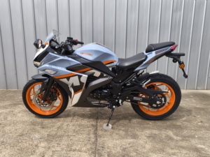 Motocyclette de course YAMASAKI modèle Mercury 125cc, couleur <span class=keywords><strong>orange</strong></span>, moto sportive, moto OEM - Product Image 1