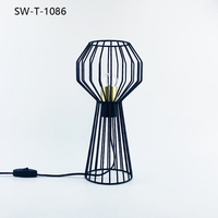 Desain Baru Sakelar Soket Modern Kandang Logam Hitam Spiral Hangat Lampu Meja Minimalis untuk Ruang, Meja Kerja, dan Samping Tempat Tidur