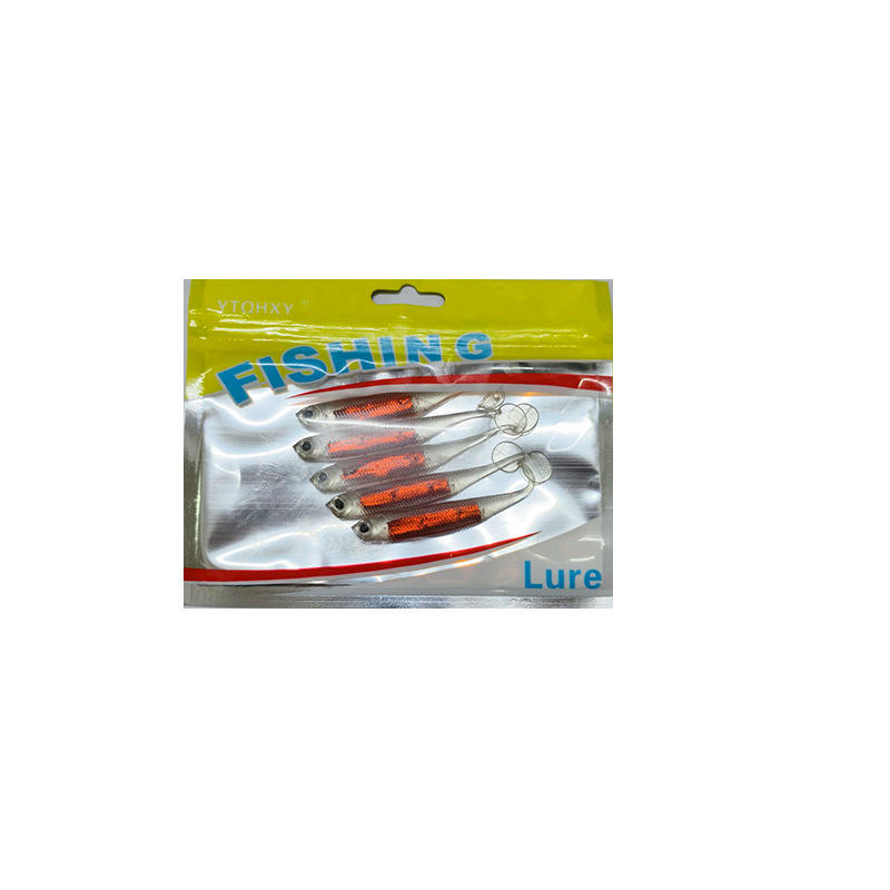 กระเป๋าสีแดงห้าใบ