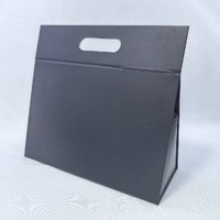 Sac cadeau pliable avec fermeture magnétique personnalisé avec logo pour vêtements, boîte en papier pour fleurs