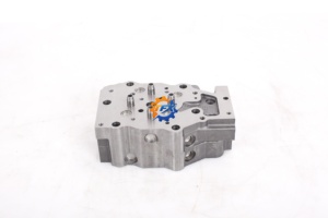 อะไหล่เครื่องยนต์ 6D140 S6D140 ฝาสูบเครื่องยนต์ PC400-7 PC450-7 PC400-8 PC450-8 WA500-1 WA500-3 ฝาสูบรถขุด - Product Image 4